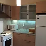 בית נופש Chrisevgeni With Elevator ארגוסטולי