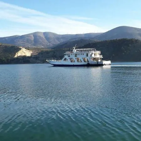 Chrisevgeni With Elevator Case de vacanță Argostolion