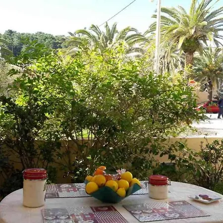 Prázdninový dům Chrisevgeni With Elevator *