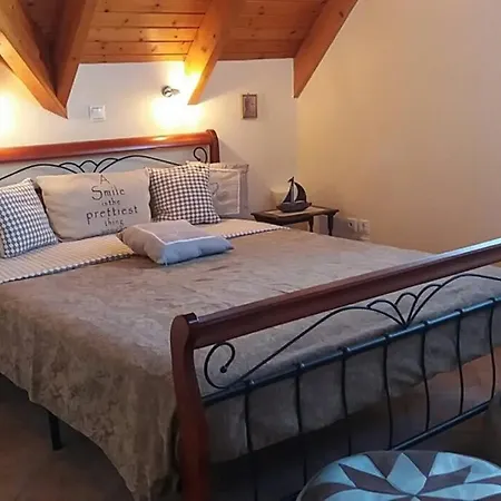 Chrisevgeni With Elevator Prázdninový dům *